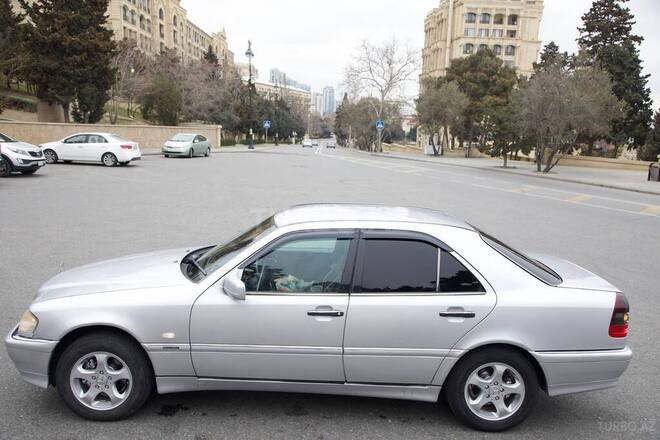 Mercedes C 200 1998, 300,000 km - 2.0 l - Bakı