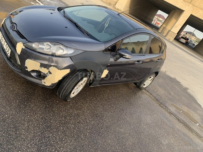 Ford Fiesta 2010, 200,000 km - 1.4 l - Bakı