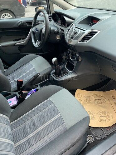 Ford Fiesta 2010, 200,000 km - 1.4 l - Bakı