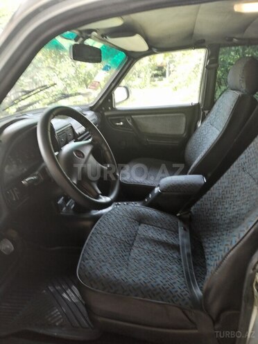 GAZ 3110 2004, 28,000 km - 2.3 l - Göyçay