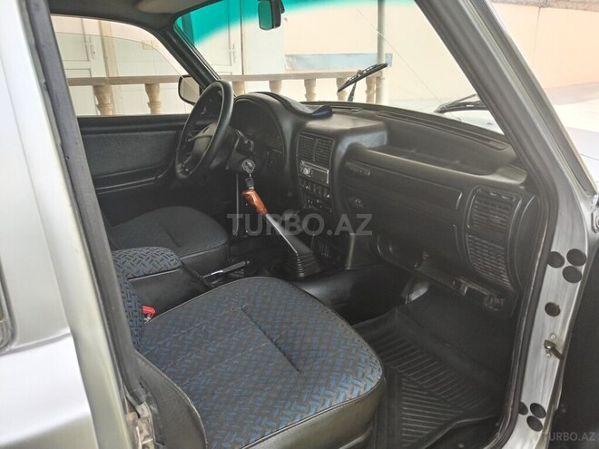 GAZ 3110 2004, 28,000 km - 2.3 l - Göyçay