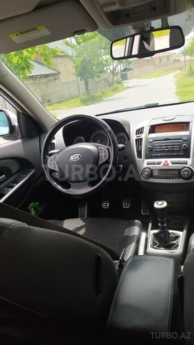 Kia Ceed 2009, 290,000 km - 1.6 л - Bakı