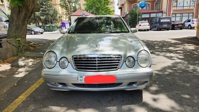 Mercedes E 240 2000, 256,000 km - 2.4 l - Bakı
