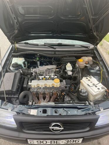 Opel Astra 1994, 249,146 km - 1.6 l - Bakı