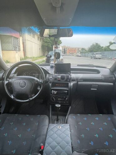 Opel Astra 1994, 249,146 km - 1.6 l - Bakı