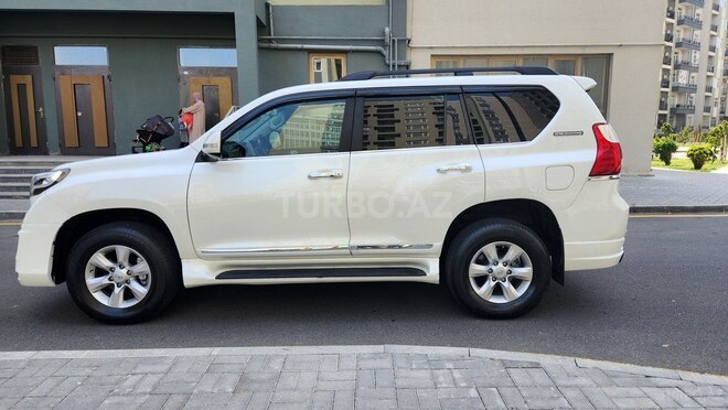 Toyota Prado 2010, 186,000 km - 2.7 l - Bakı