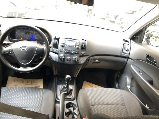 Hyundai i30 2010, 215,000 km - 1.6 l - Bakı