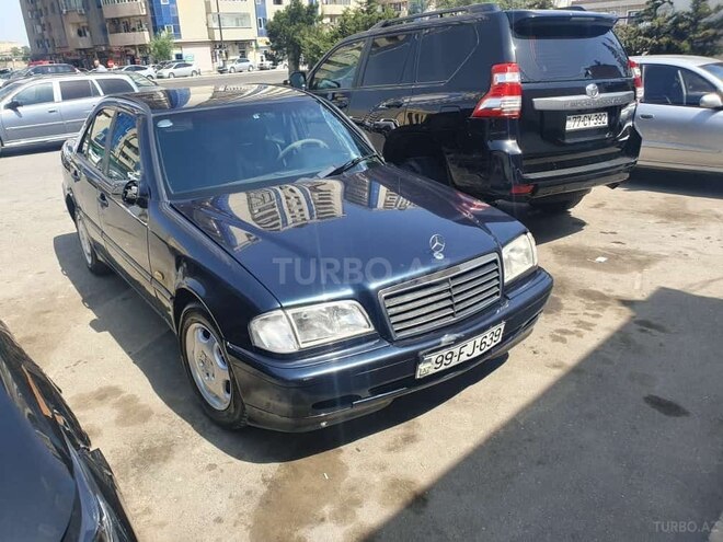 Mercedes C 200 2000, 217,000 km - 2.0 l - Bakı