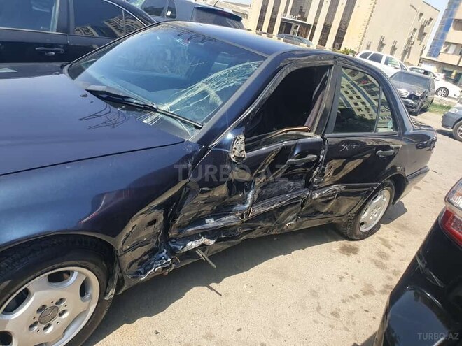 Mercedes C 200 2000, 217,000 km - 2.0 l - Bakı