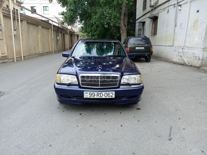 Mercedes C 180 1995, 383,000 km - 1.8 л - Bakı