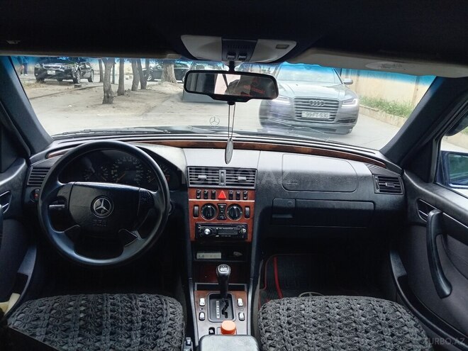Mercedes C 180 1995, 383,000 km - 1.8 л - Bakı