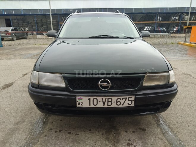 Opel Astra 1995, 360,000 km - 1.6 l - Xudat