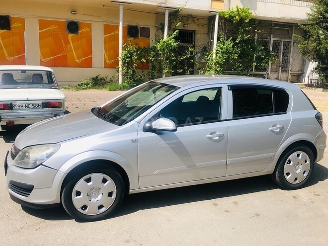 Opel Astra 2006, 250,000 km - 1.8 л - Bakı