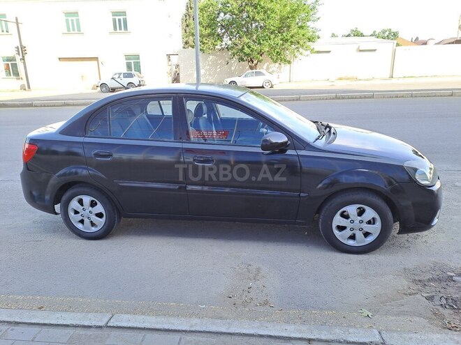 Kia Rio 2011, 181,000 km - 1.4 l - Gəncə