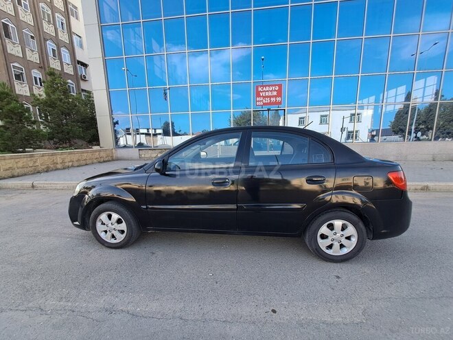 Kia Rio 2011, 181,000 km - 1.4 l - Gəncə