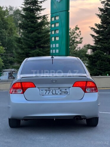 Honda Civic 2008, 370,000 km - 1.3 л - Bakı