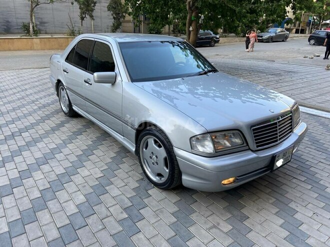 Mercedes C 240 1999, 210,000 km - 2.4 l - Bakı