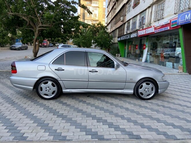 Mercedes C 240 1999, 210,000 km - 2.4 l - Bakı