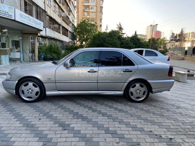 Mercedes C 240 1999, 210,000 km - 2.4 l - Bakı