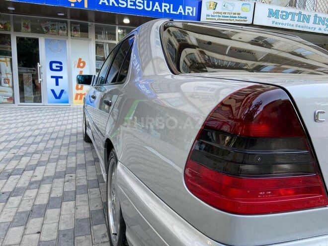 Mercedes C 240 1999, 210,000 km - 2.4 l - Bakı