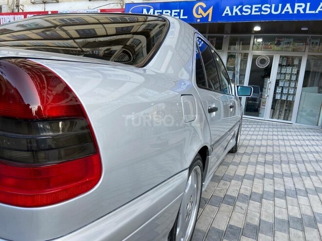 Mercedes C 240 1999, 210,000 km - 2.4 l - Bakı