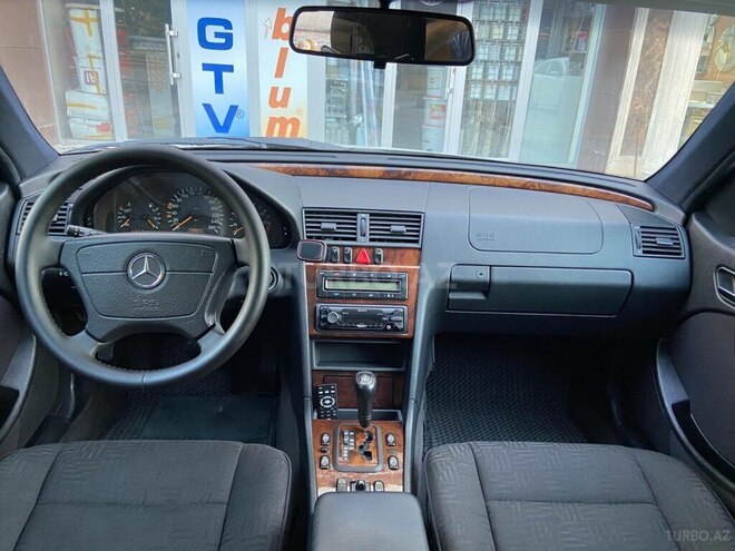 Mercedes C 240 1999, 210,000 km - 2.4 l - Bakı