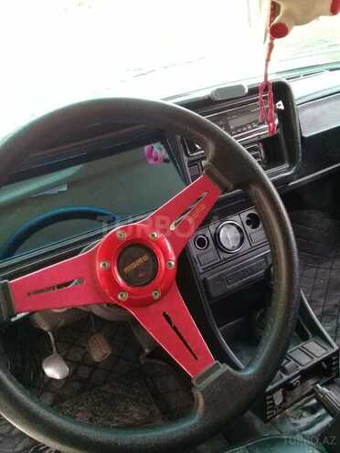 LADA (VAZ) 2107 1987, 37,000 km - 1.5 л - Quba