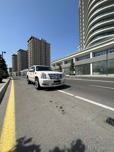 Cadillac Escalade 2012, 165,000 km - 6.2 л - Bakı
