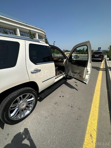 Cadillac Escalade 2012, 165,000 km - 6.2 л - Bakı