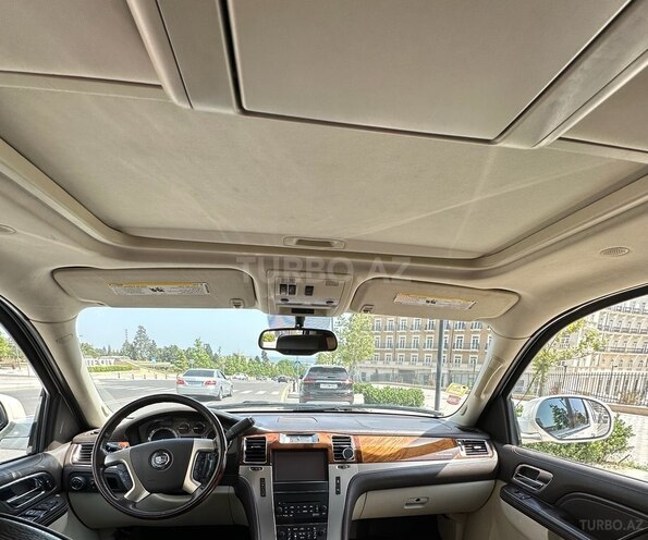 Cadillac Escalade 2012, 165,000 km - 6.2 л - Bakı