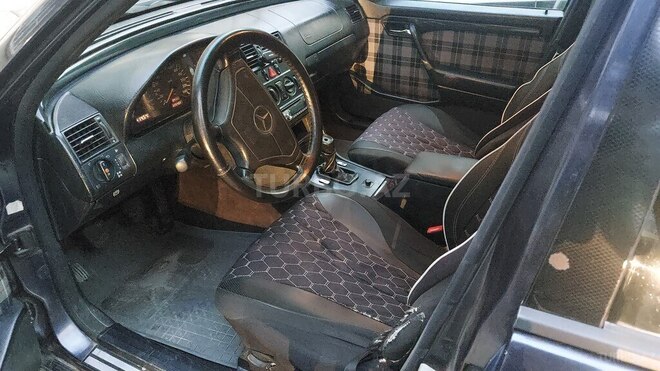 Mercedes C 220 1995, 363,000 km - 2.2 л - Bakı