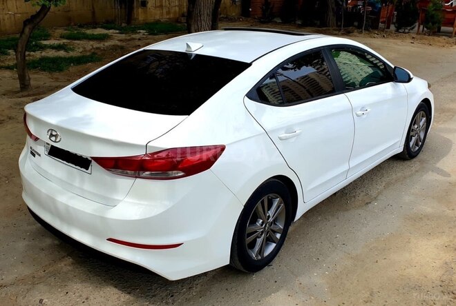 Hyundai Elantra 2016, 70,550 km - 2.0 l - Bakı