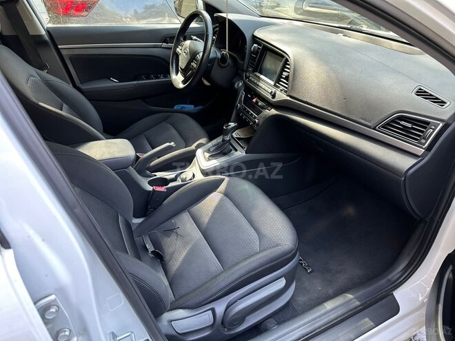 Hyundai Elantra 2016, 70,550 km - 2.0 l - Bakı