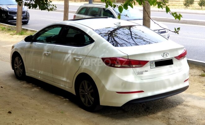 Hyundai Elantra 2016, 70,550 km - 2.0 l - Bakı
