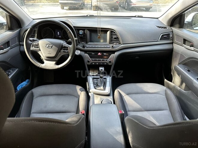Hyundai Elantra 2016, 70,550 km - 2.0 l - Bakı