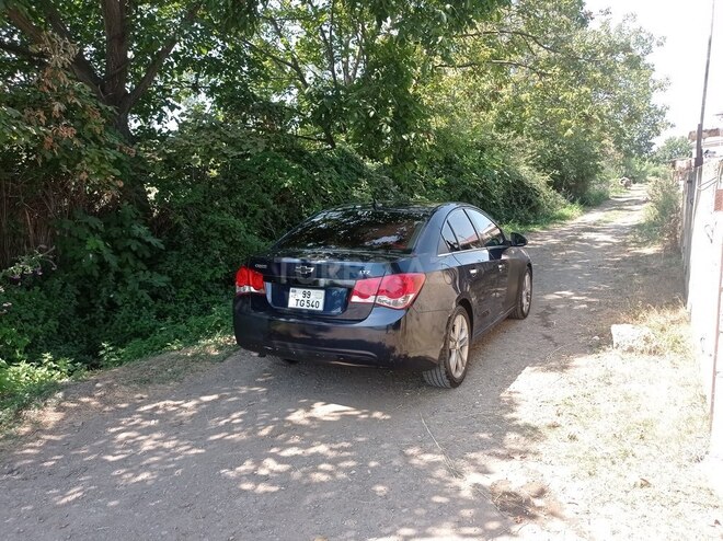 Chevrolet Cruze 2011, 285,000 km - 1.4 l - Gəncə