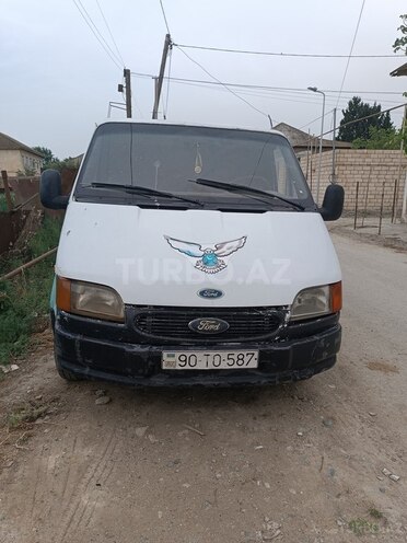 Ford Transit 1992, 780,560 km - 2.5 l - Salyan