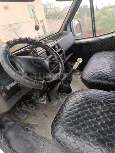 Ford Transit 1992, 780,560 km - 2.5 l - Salyan