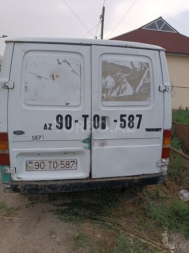 Ford Transit 1992, 780,560 km - 2.5 l - Salyan