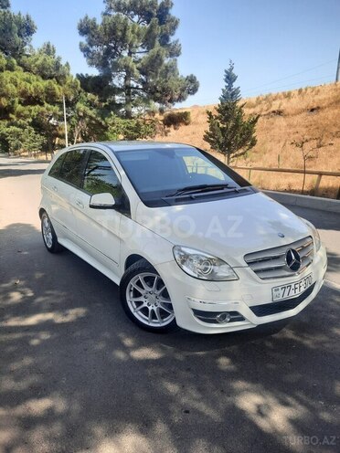 Mercedes B 170 2008, 87,600 km - 1.7 l - Bakı
