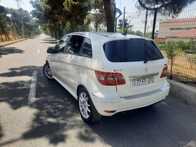Mercedes B 170 2008, 87,600 km - 1.7 l - Bakı