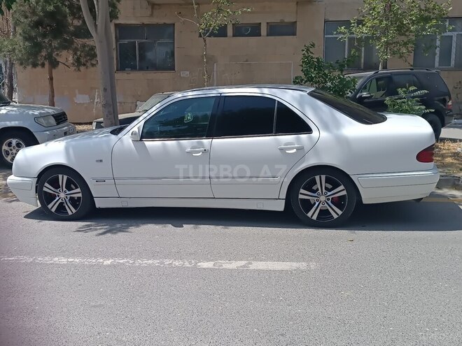 Mercedes E 250 1995, 650,000 km - 2.5 l - Bakı