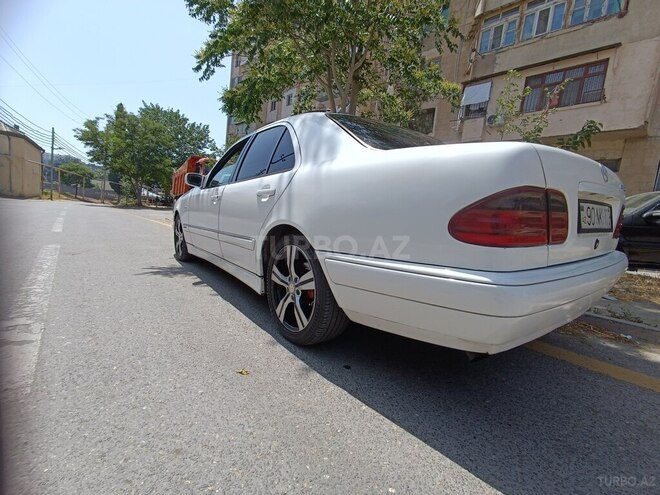 Mercedes E 250 1995, 650,000 km - 2.5 l - Bakı