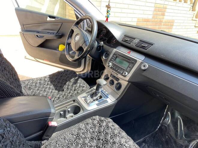 Volkswagen Passat 2006, 198,850 km - 2.0 л - Bakı