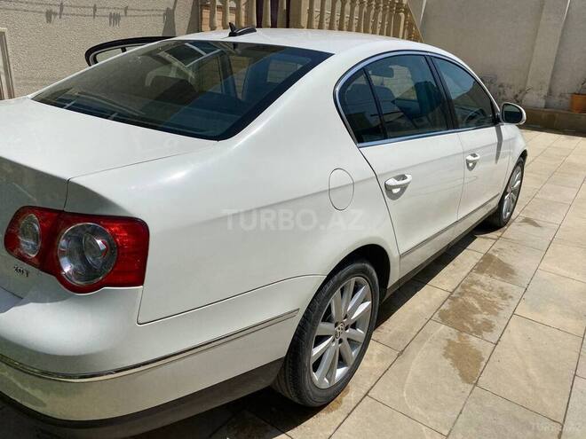 Volkswagen Passat 2006, 198,850 km - 2.0 л - Bakı
