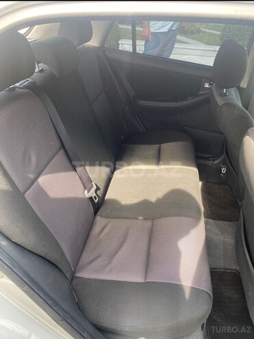 Toyota Corolla 2006, 255,000 km - 1.4 л - Bakı