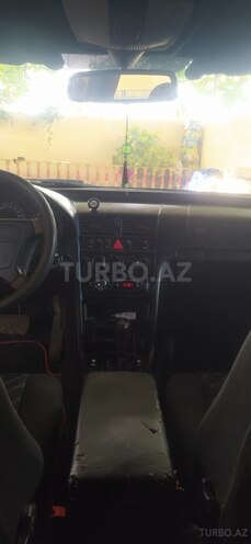 Mercedes C 200 2000, 325,000 km - 2.0 л - Tovuz