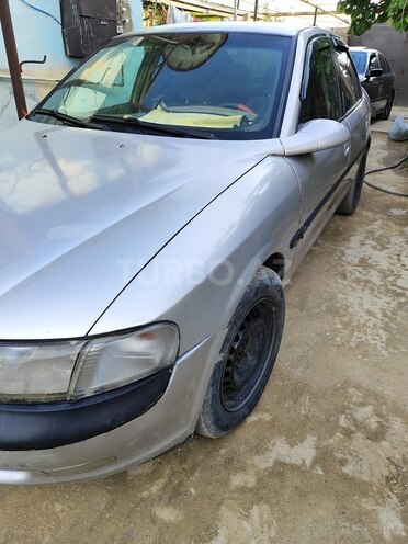 Opel Vectra 1998, 300,000 km - 1.8 l - Bakı