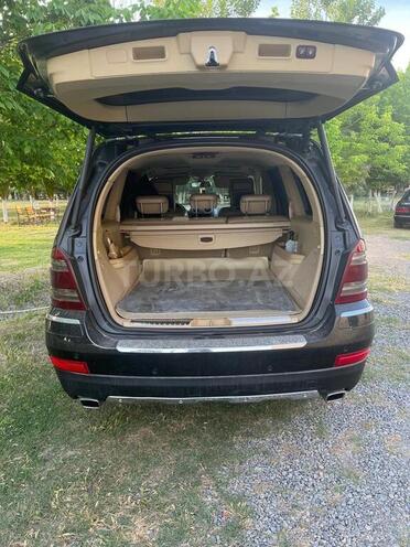 Mercedes GL 550 2007, 123,000 km - 5.5 l - Sabirabad