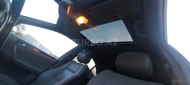 Mercedes C 230 2005, 325,000 km - 2.5 l - Bakı
